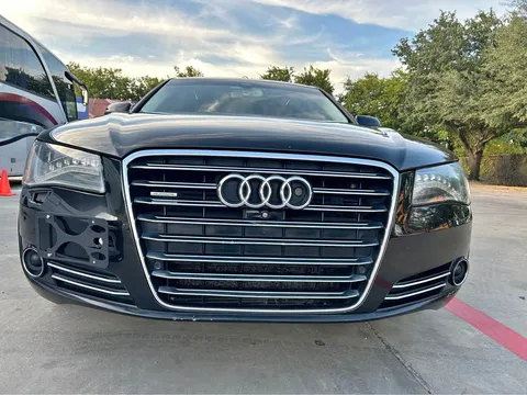 2013 Audi A8 L 4.0T Sedan 4D