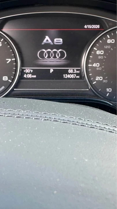 2013 Audi D4 A8 - Image 2 of 8