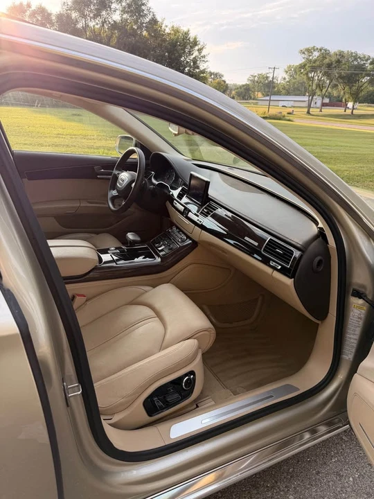 2013 Audi D4 A8 - Image 13 of 18