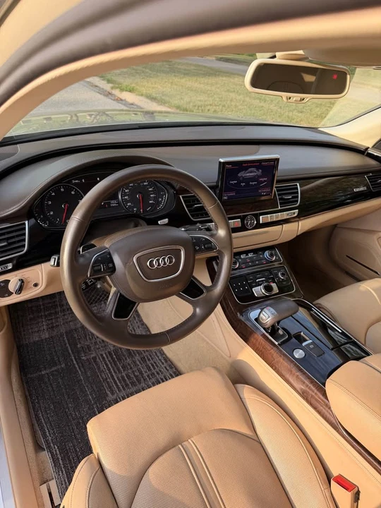 2013 Audi D4 A8 - Image 10 of 18