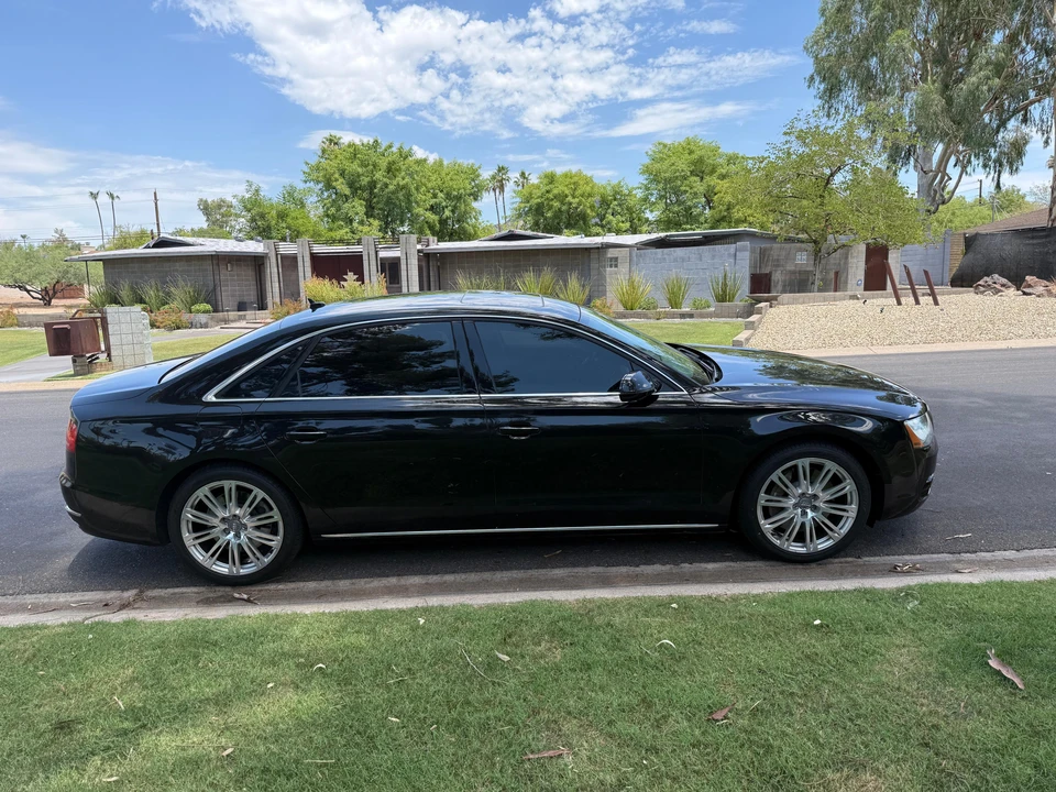 2013 Audi D4 A8 - Image 11 of 31