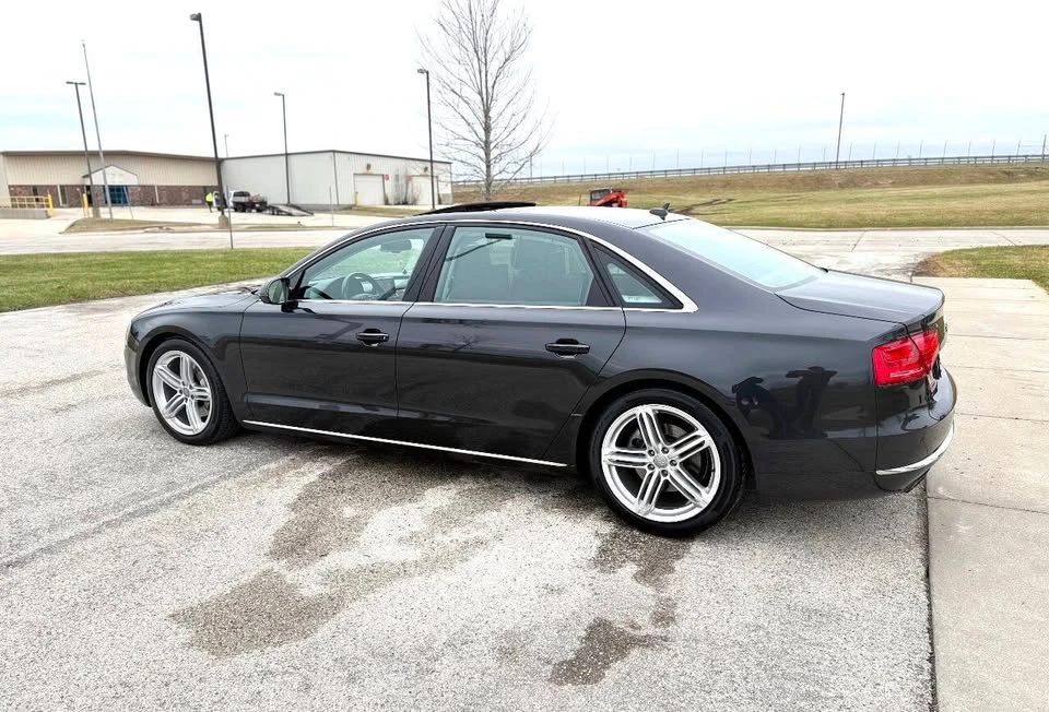 2013 Audi D4 A8 - Image 8 of 12