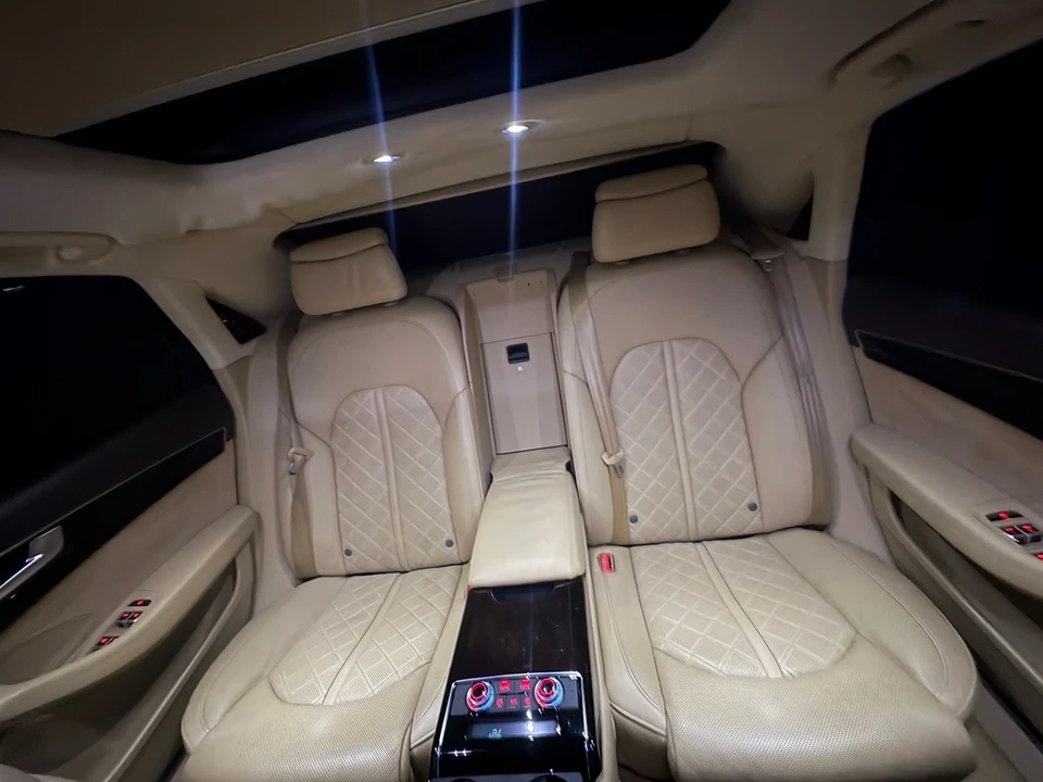 2013 Audi D4 A8 - Image 8 of 17