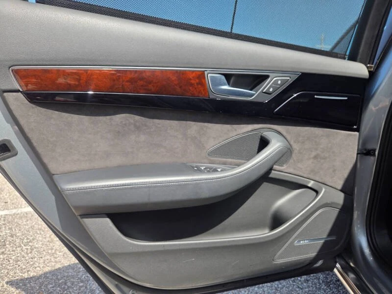 2013 Audi D4 A8 - Image 16 of 20