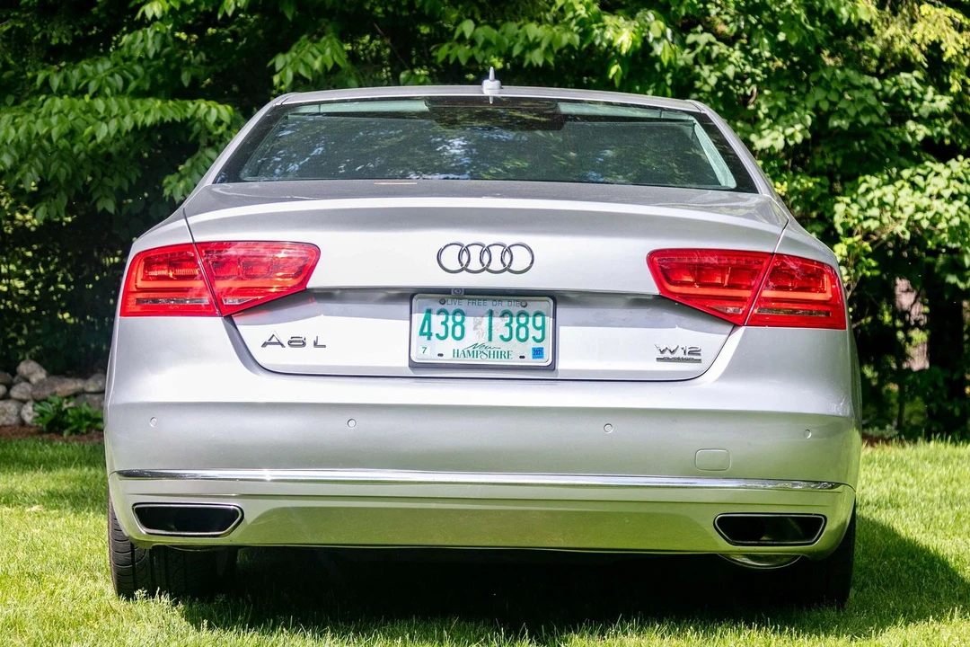 2013 Audi D4 A8 - Image 5 of 31