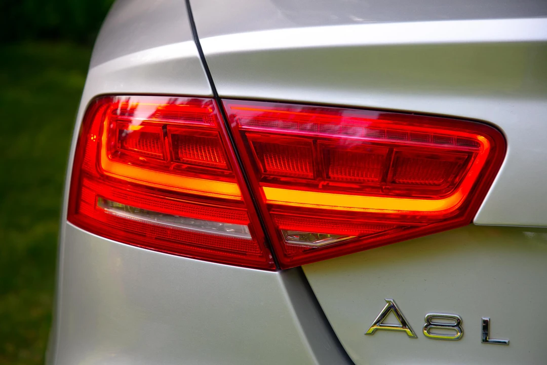 2013 Audi D4 A8 - Image 12 of 31