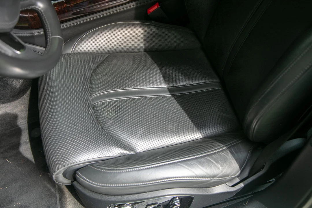 2013 Audi D4 A8 - Image 26 of 31