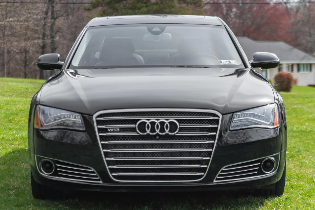 2013 Audi D4 A8 - Image 2 of 31
