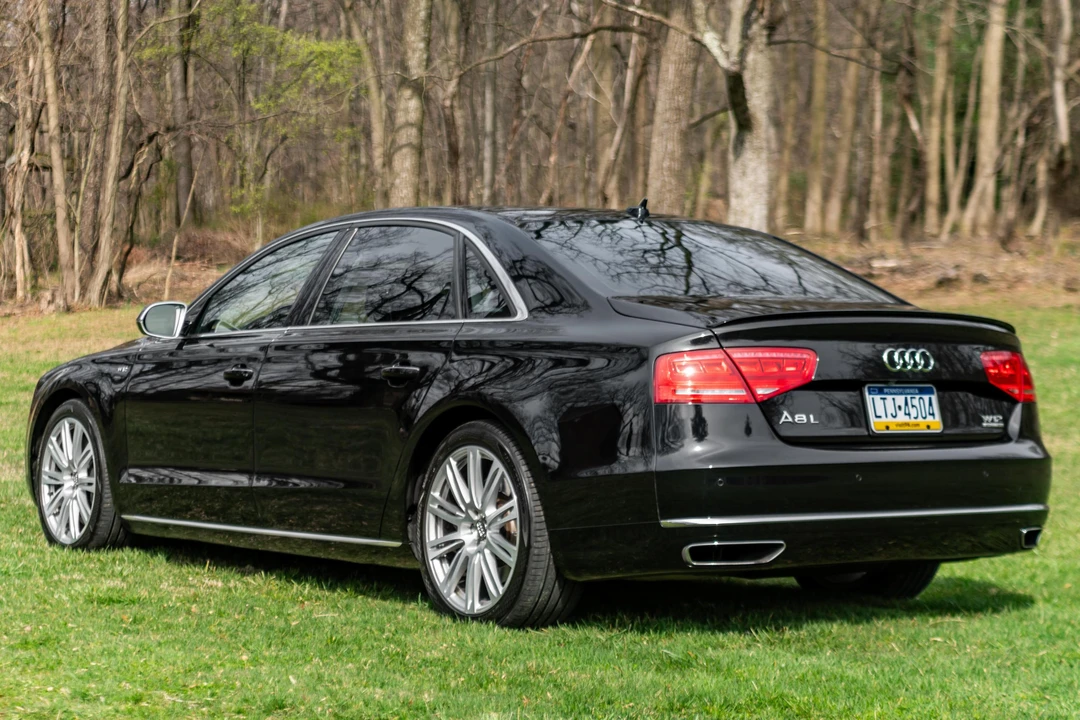 2013 Audi D4 A8 - Image 4 of 31