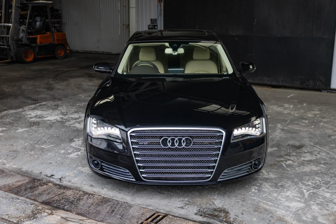 2013 Audi D4 A8 - Image 2 of 31