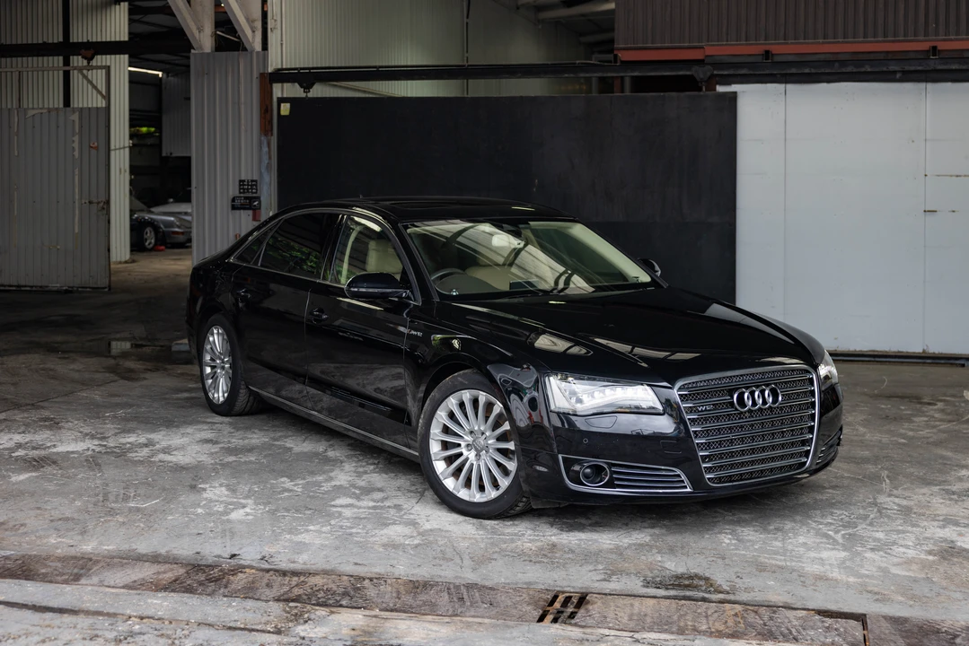 2013 Audi D4 A8 - Image 14 of 31
