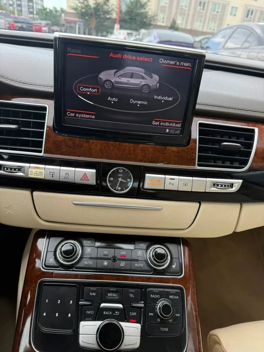 2013 Audi D4 A8 - Image 20 of 20