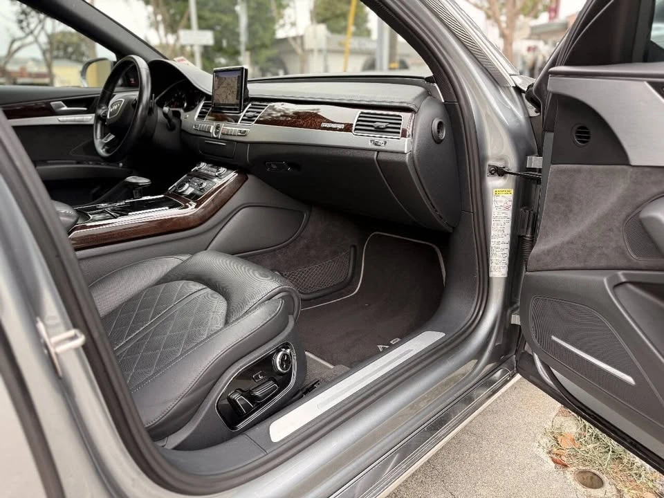2013 Audi D4 A8 - Image 13 of 14