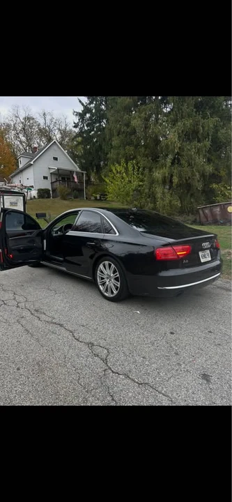 2013 Audi D4 A8 - Image 3 of 8