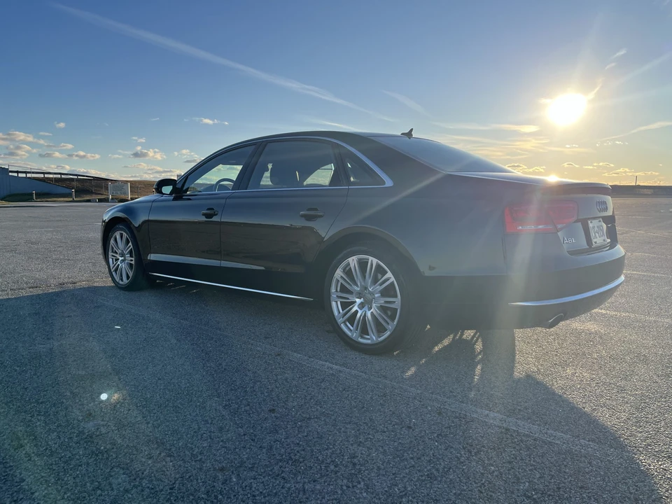 2013 Audi D4 A8 - Image 5 of 31