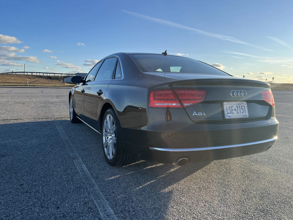 2013 Audi D4 A8 - Image 6 of 31