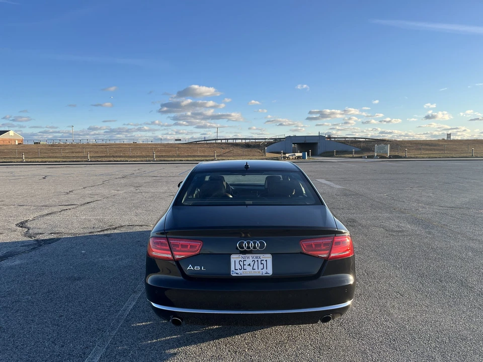 2013 Audi D4 A8 - Image 8 of 31