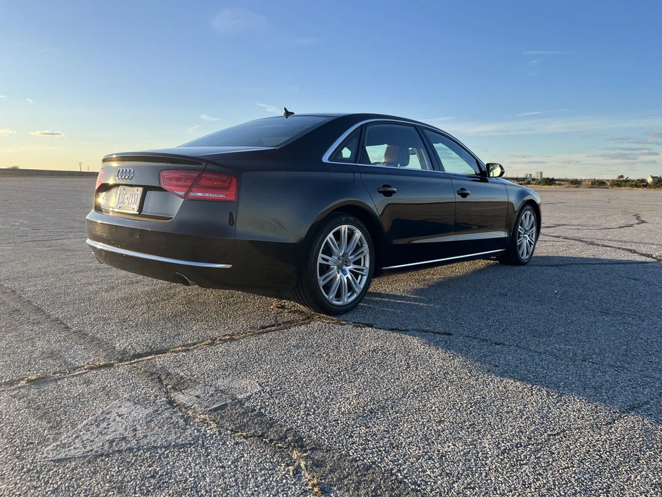 2013 Audi D4 A8 - Image 9 of 31