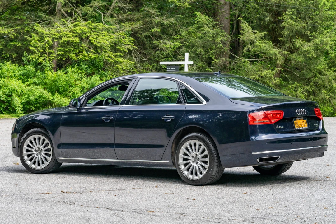 2013 Audi D4 A8 - Image 8 of 31