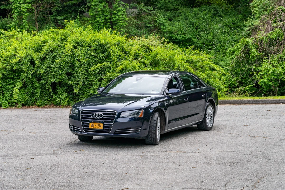 2013 Audi D4 A8 - Image 3 of 31