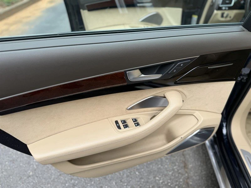 2013 Audi D4 A8 - Image 8 of 20
