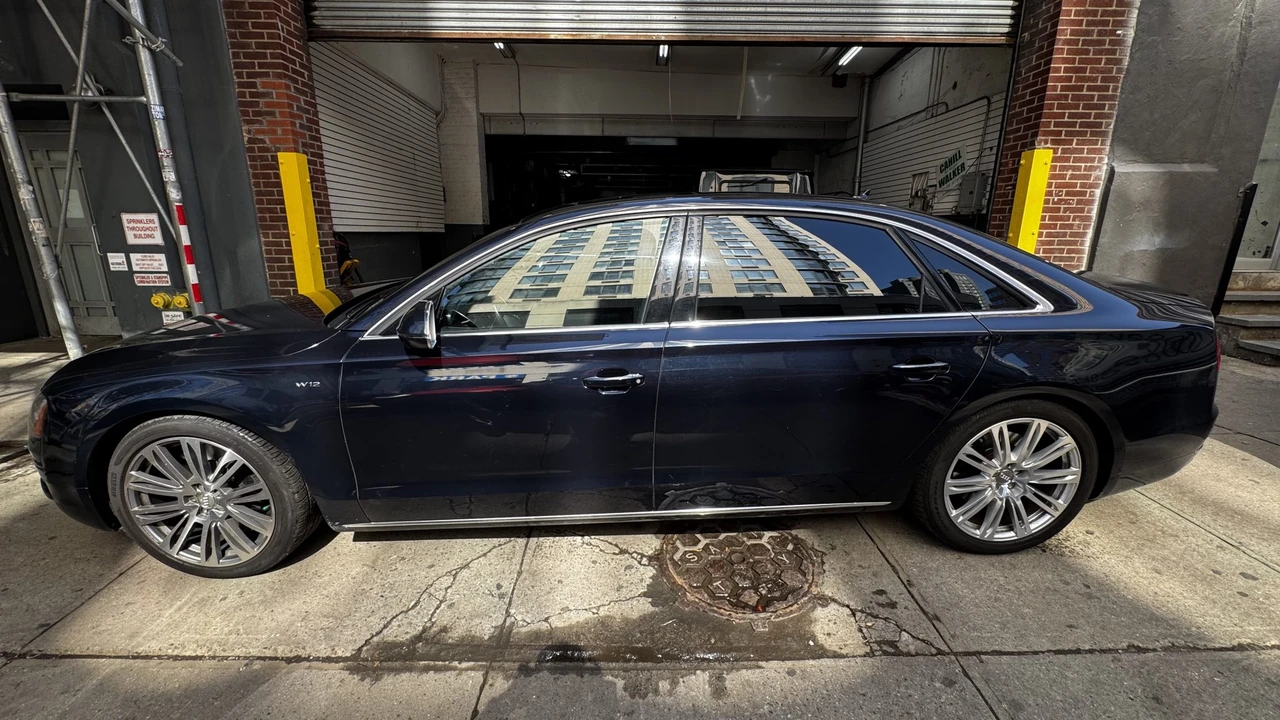 2013 Audi D4 A8 - Image 23 of 31