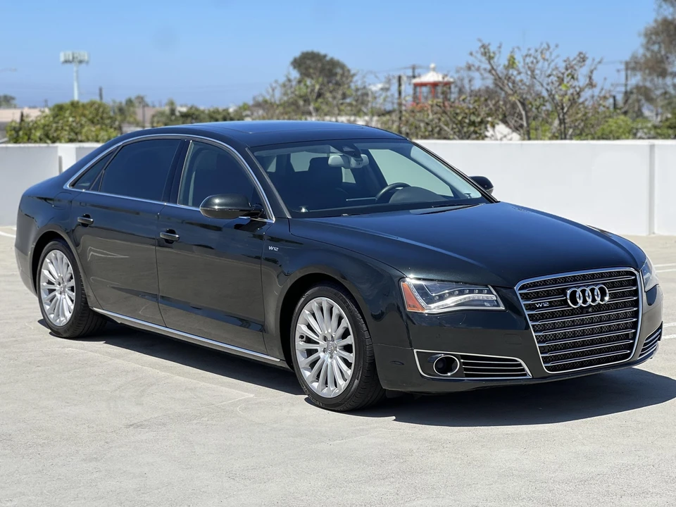 2013 Audi D4 A8 - Image 3 of 31