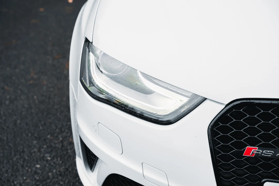 2013 Audi B8 RS4 - Image 14 of 31