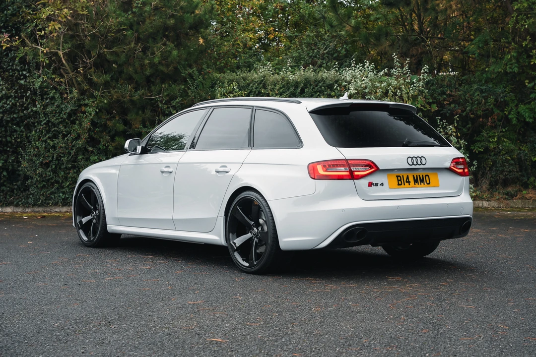 2013 Audi B8 RS4 - Image 7 of 31