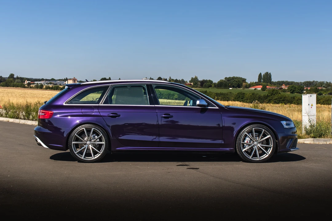 2013 Audi B8 RS4 - Image 8 of 31