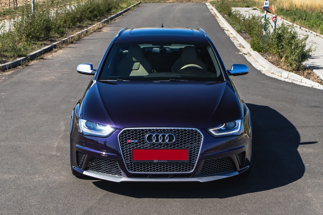 2013 Audi B8 RS4 - Image 10 of 31