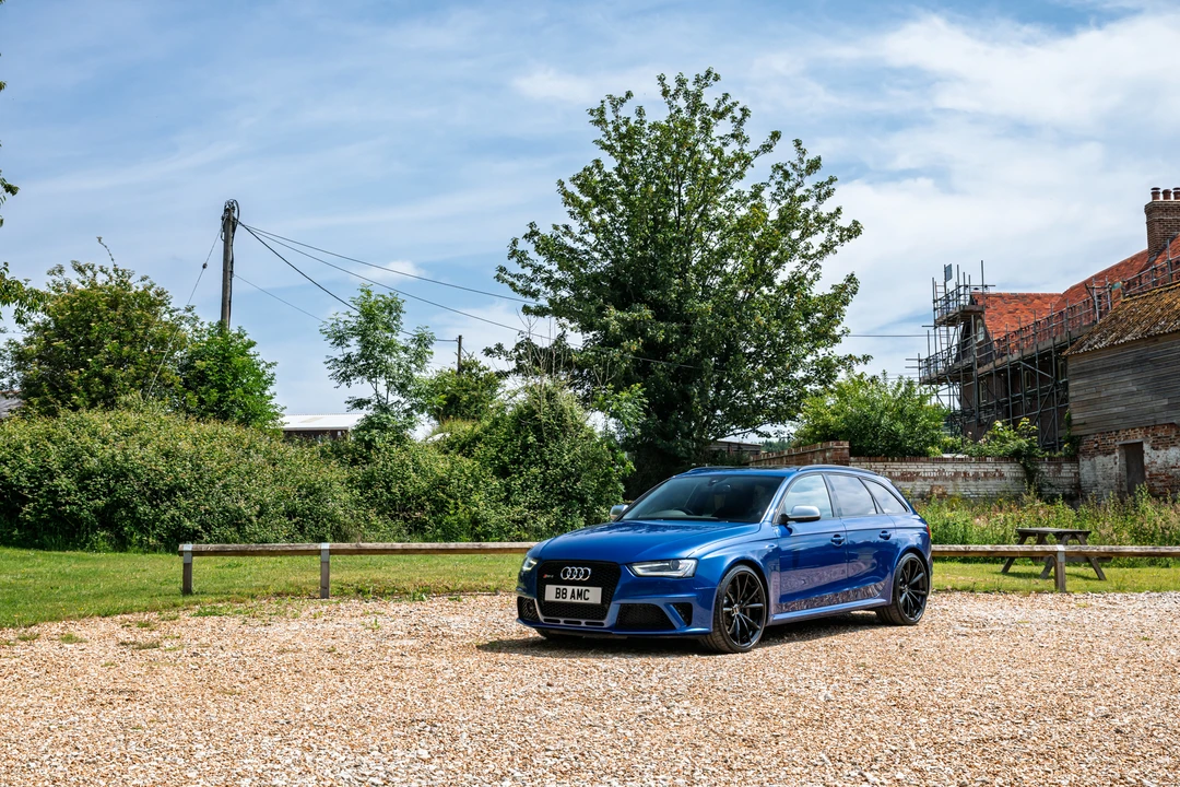 2013 Audi B8 RS4 - Image 10 of 31