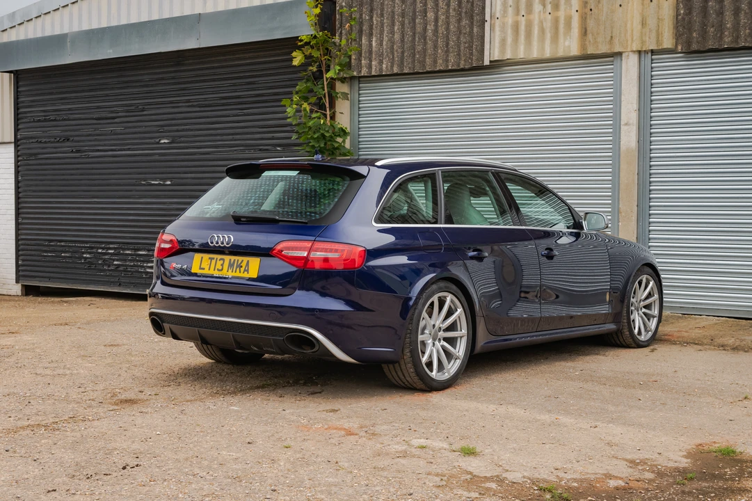 2013 Audi B8 RS4 - Image 5 of 31