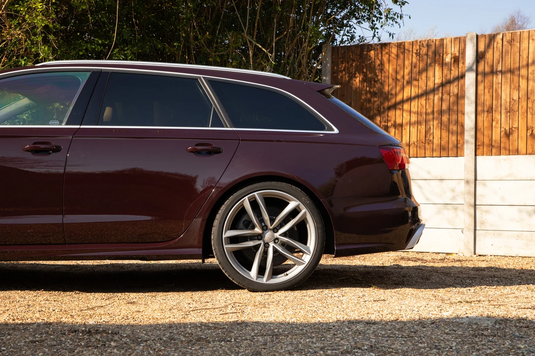 2013 Audi C7 RS6 - Image 29 of 31