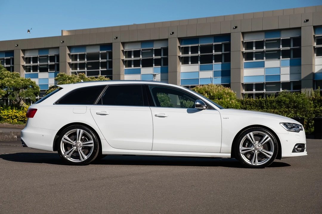 2013 Audi C7 S6 - Image 4 of 31