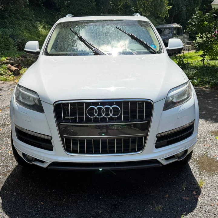 2013 Audi 4L Q7 - Image 2 of 10