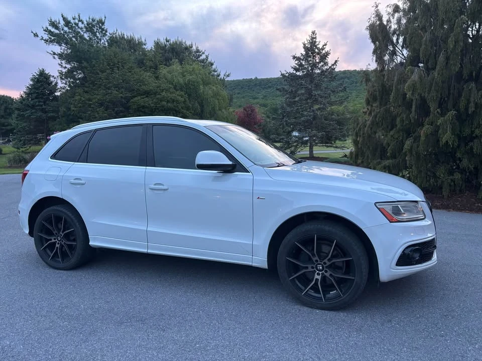 2013 Audi 8R Q5 - Image 2 of 10