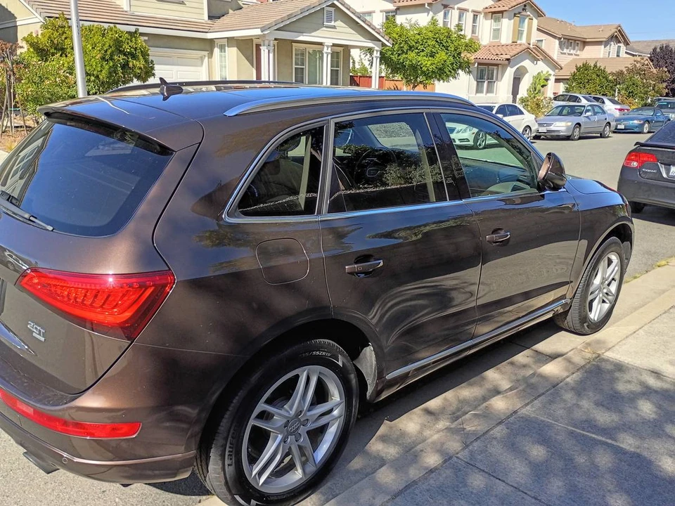 2013 Audi 8R Q5 - Image 2 of 10