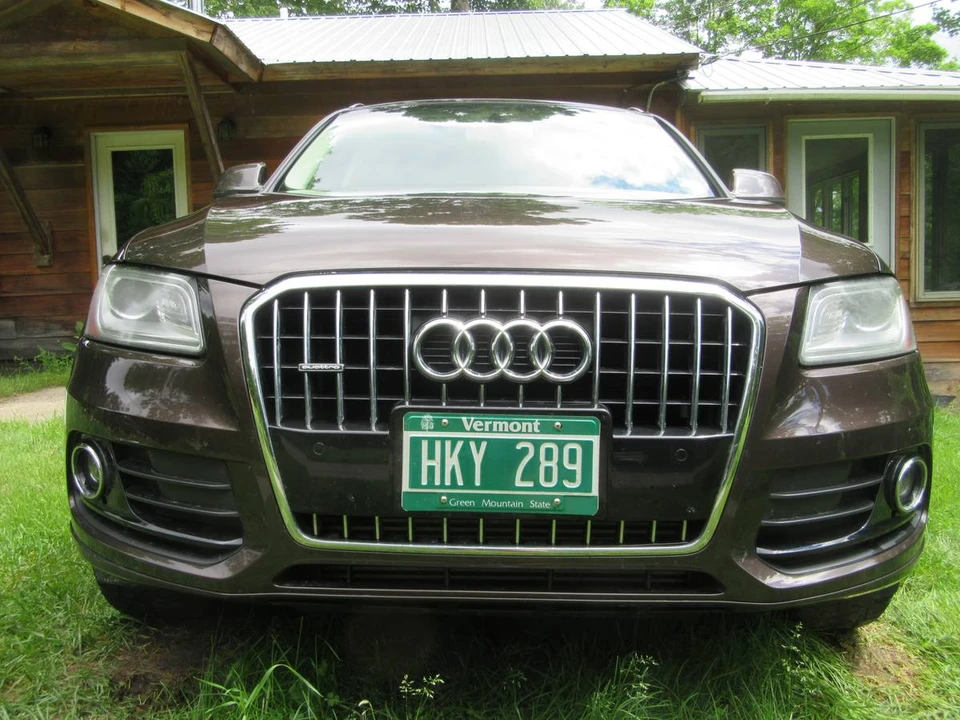 2013 Audi 8R Q5 - Image 2 of 22