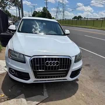 2013 Audi Q5 2.0T Premium Plus