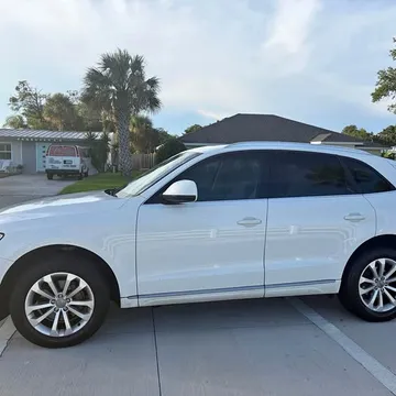 2013 Audi Q5 2.0T Premium Plus Sport Utility 4D
