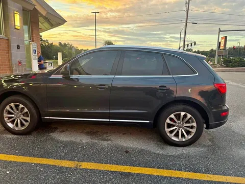 2013 Audi Q5 2.0T Premium Plus Sport Utility 4D