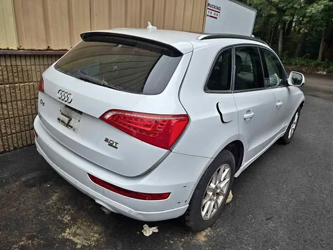 2013 Audi Q5 2.0T Premium Plus Sport Utility 4D