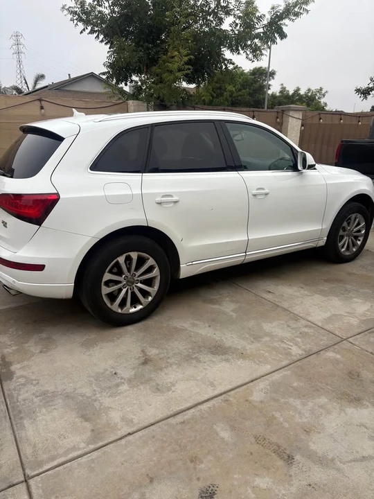 2013 Audi 8R Q5 - Image 2 of 9