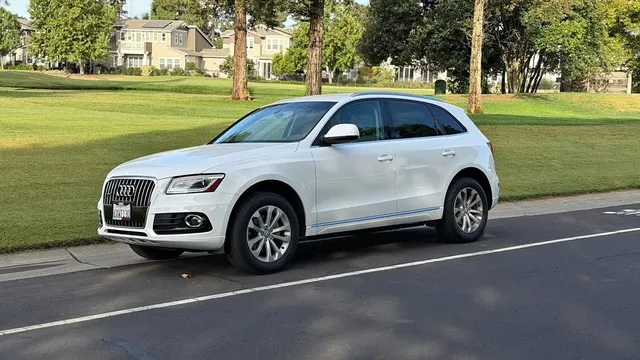 2013 Audi Q5 2.0T Premium Plus