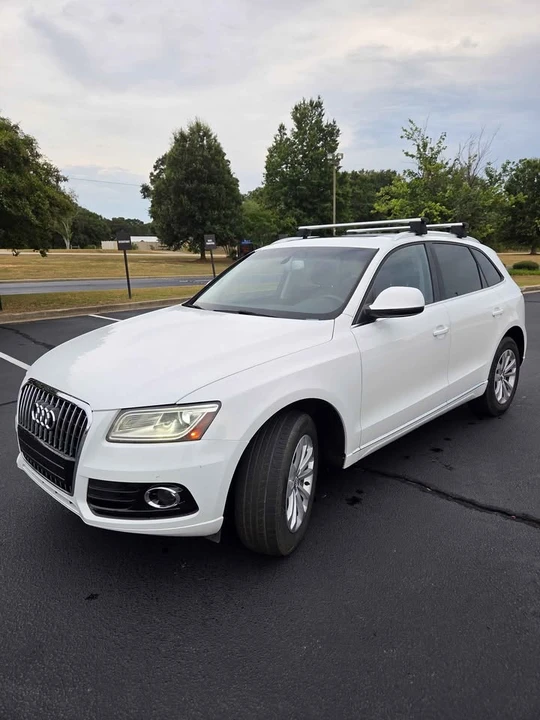 2013 Audi 8R Q5 - Image 2 of 12