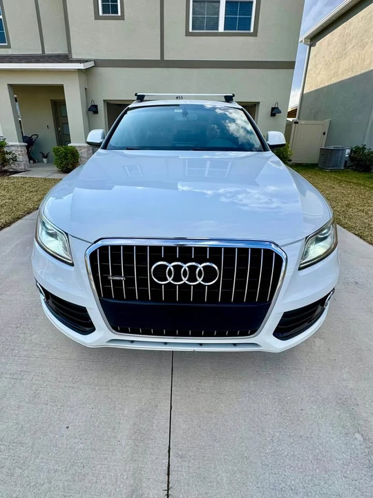 2013 Audi 8R Q5 - Image 2 of 10