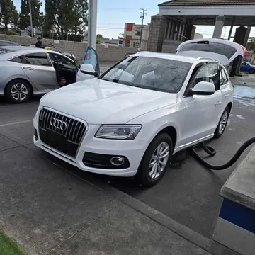 2013 Audi Q5 2.0T Premium Sport Utility 4D