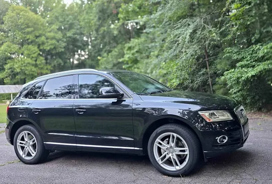 2013 Audi Q5 2.0T Premium Sport Utility 4D