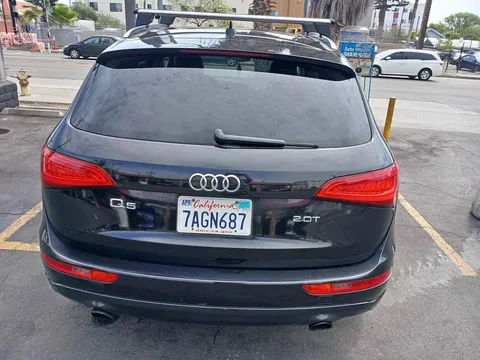 2013 Audi Q5 2.0T Premium Sport Utility 4D